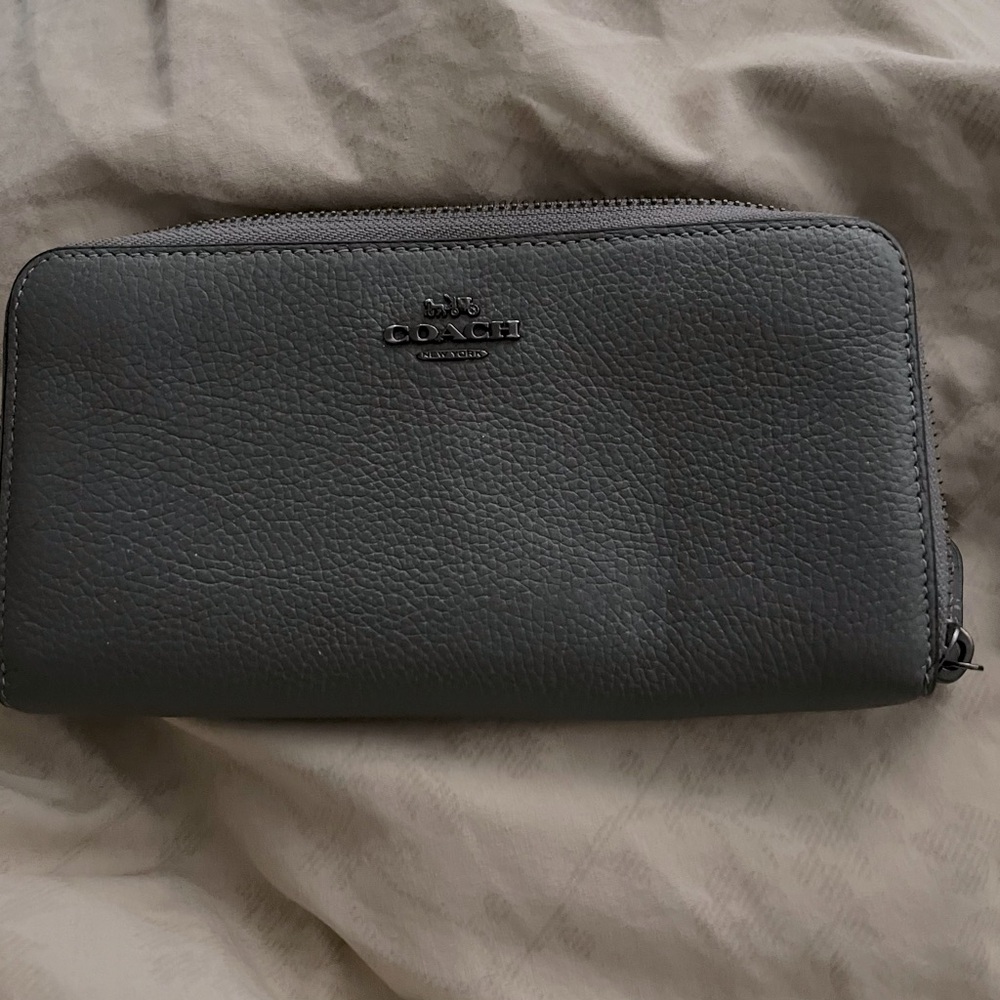 Coach wallet.  Grey pebbled leather